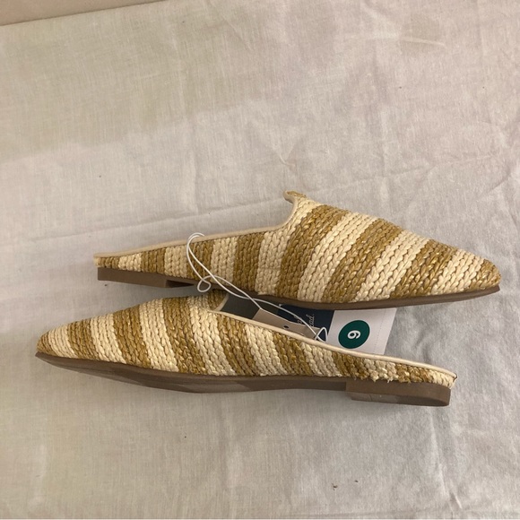 Universal Thread NWT woven striped memory foam flat mule slides sizes 9 or 7 - Picture 11 of 15